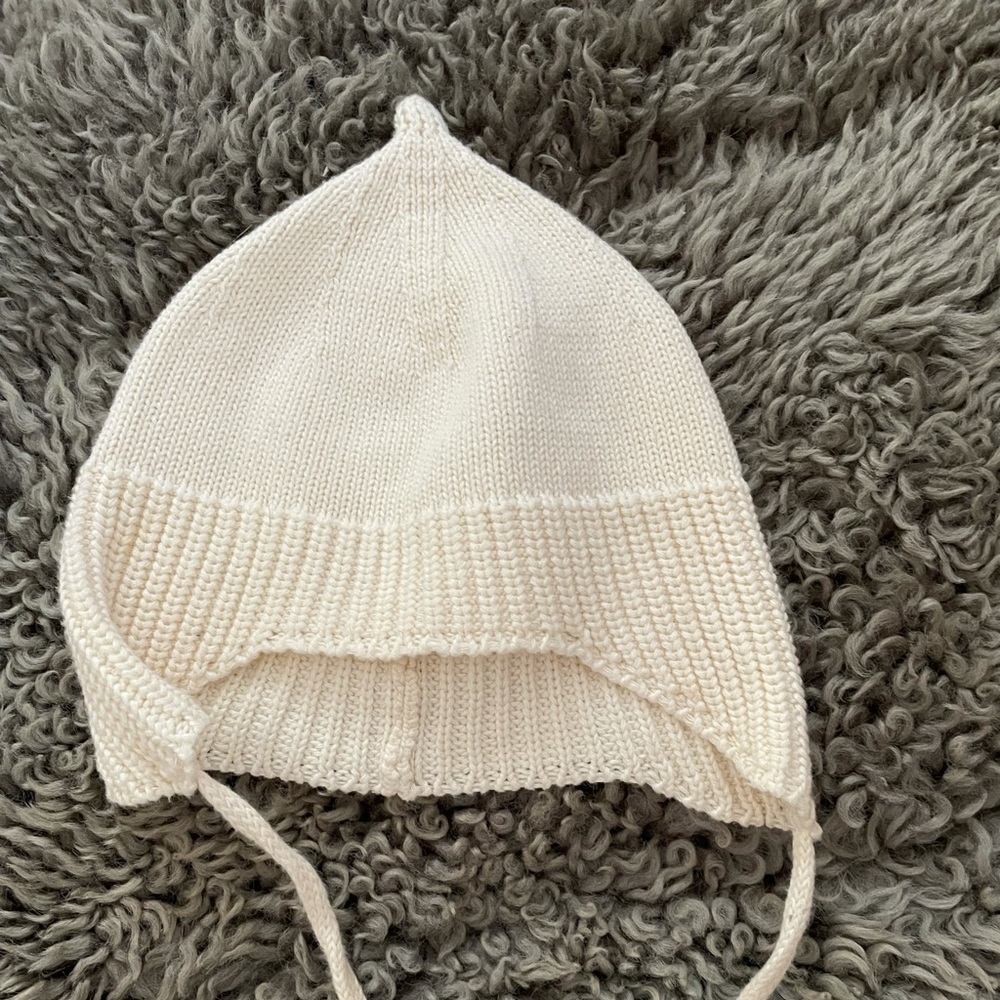 Baby Zara hat